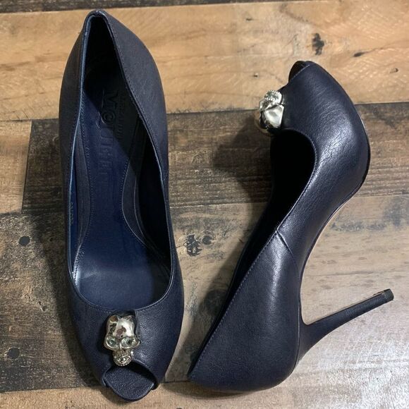 Alexander McQueen Skull Peep-toe Pumps - Picture 1 of 14